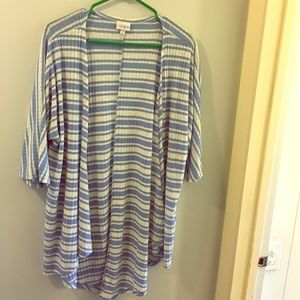 Small Blue/White LuLaRoe Lindsay Kimono NWT